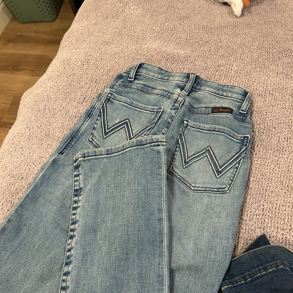 Wrangler Women's Light Blue Boot Cut Jeans